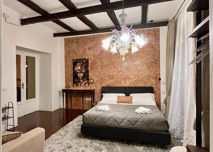 Plebiscito Suite Apartment Napoli